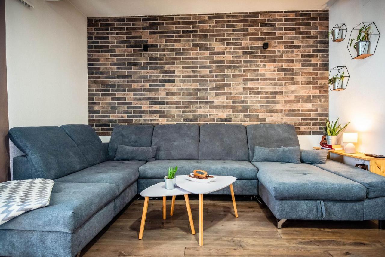 Apartman Fjaka 希贝尼克 外观 照片
