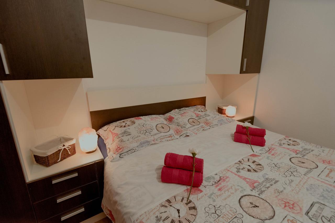 Apartman Fjaka 希贝尼克 外观 照片